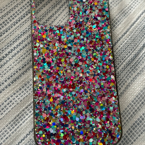 iPhone 12 Pro Cases - Picture 11 of 12